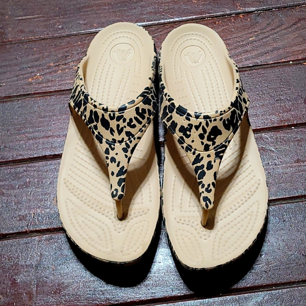EUC Crocs Size 10 Leopard print Rubber Flip-Flops